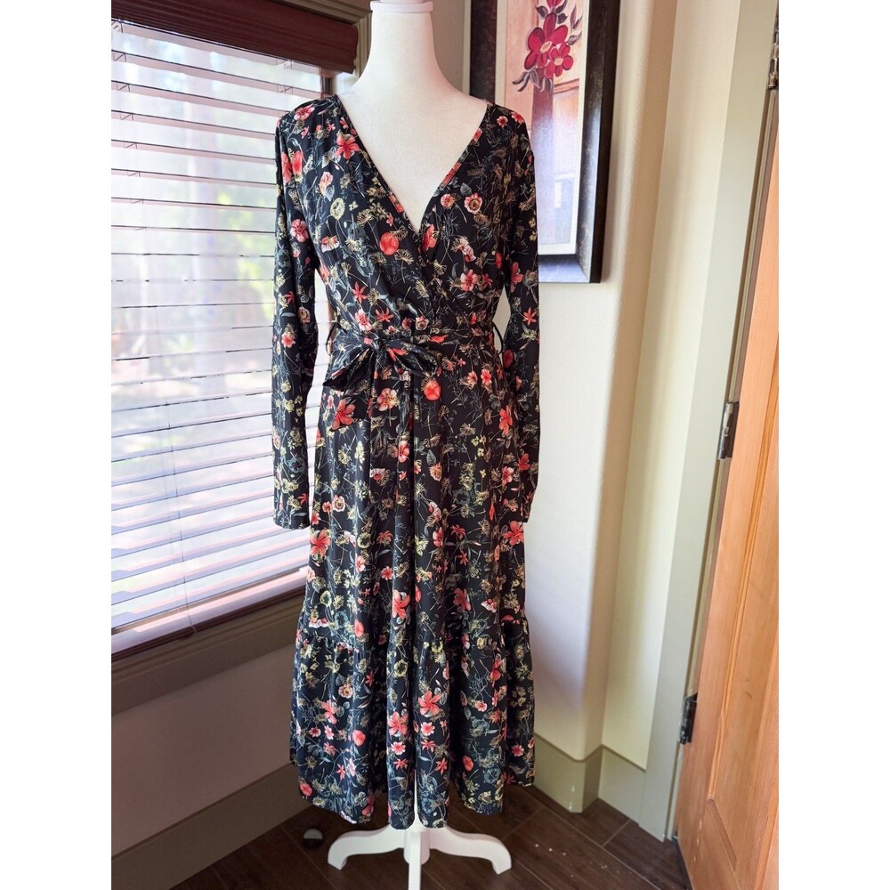 Floral Wrap Dress M/L (See Measurements)